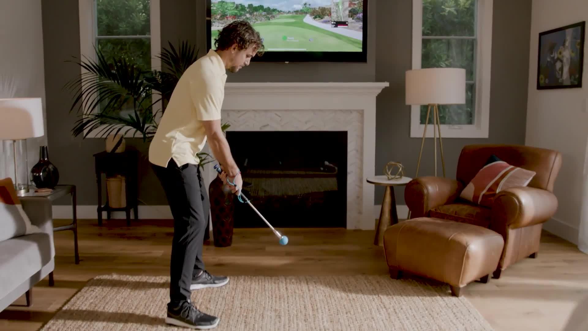 Video of phi-golf-2-flex-indoor-golf-simulator