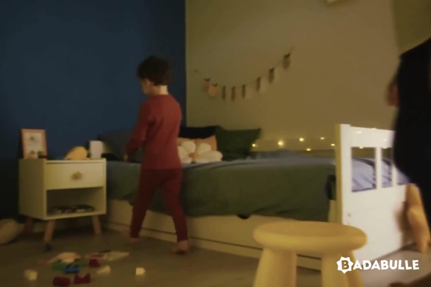 Video of badabulle-projection-baby-nightlightnbsp--basil