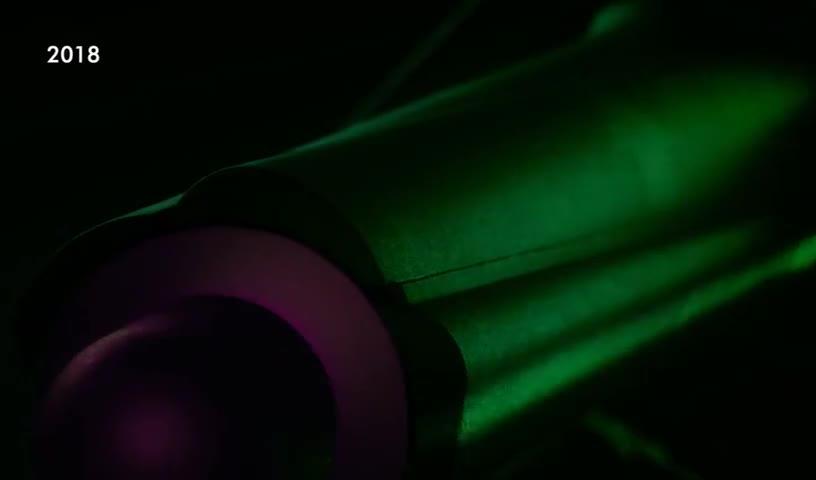 Image thumbnail 7 of 7 of Dyson Airwrap&trade; Multi-Styler &amp; Dryer with Presentation Case - Onyx &amp; Gold&nbsp;