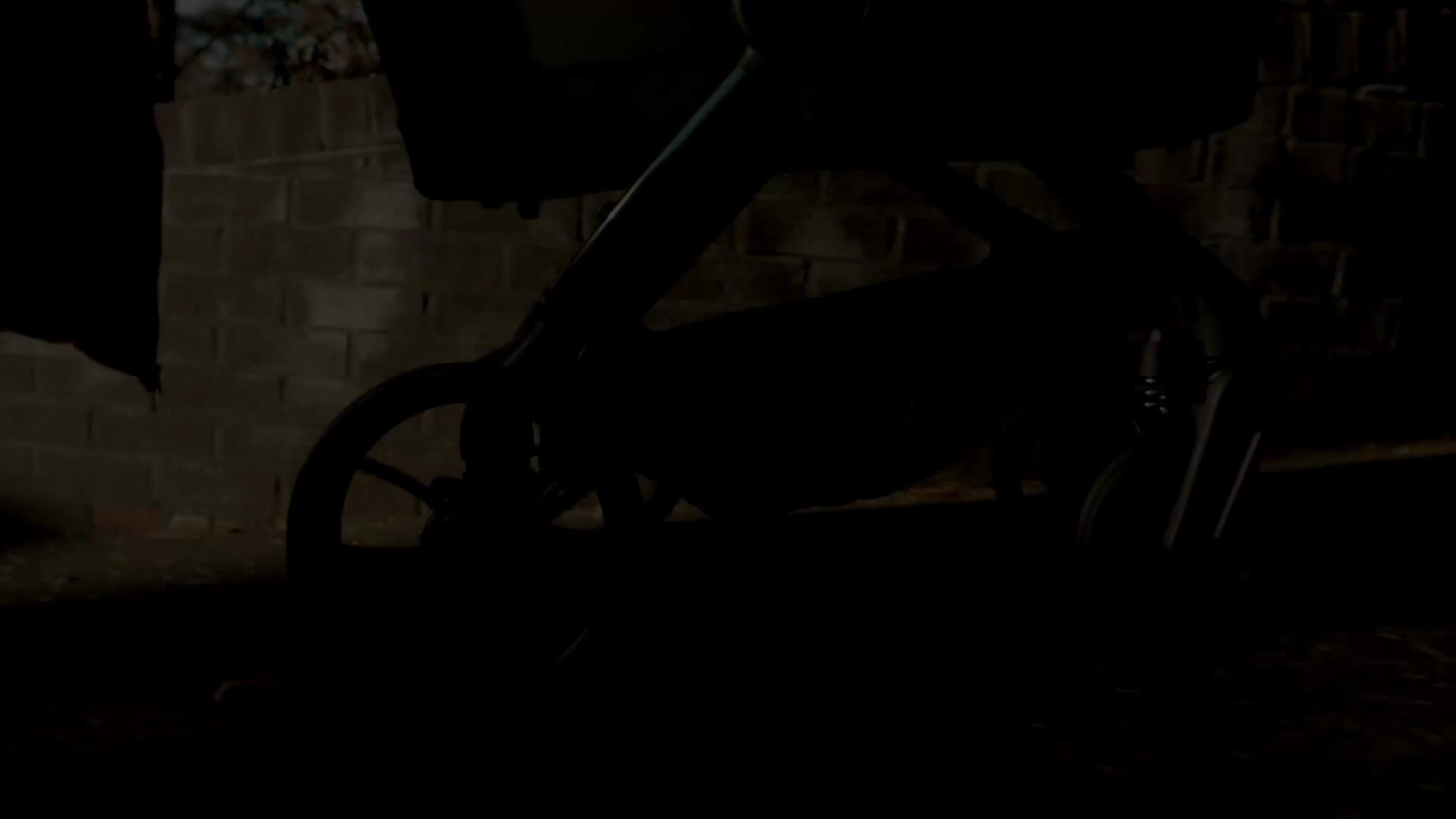 Image thumbnail 8 of 8 of iCandy Peach 7 Travel System with Cocoon 360 Car Seat - Cookie