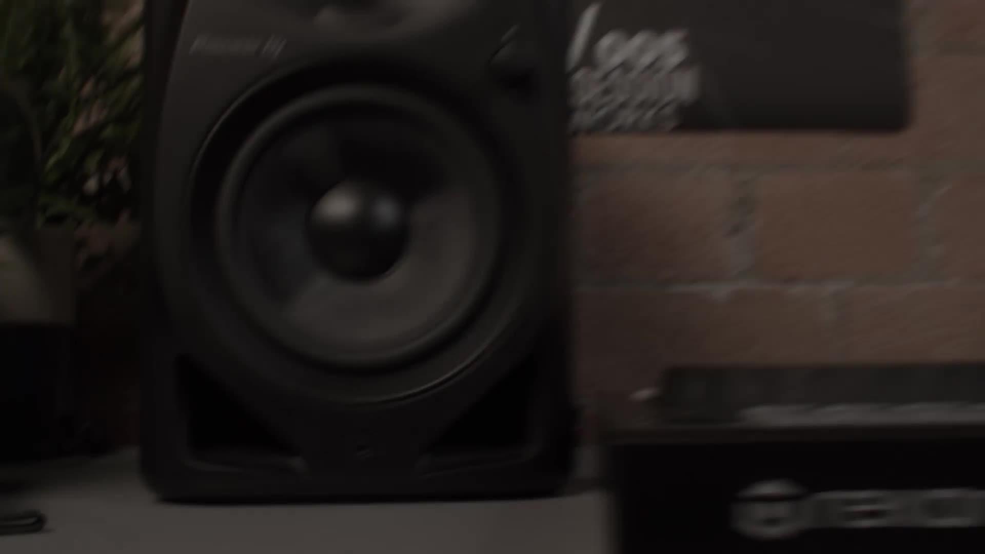 Video of pioneer-dj-dm-50d-5-inchnbspmonitor-speakers-pair
