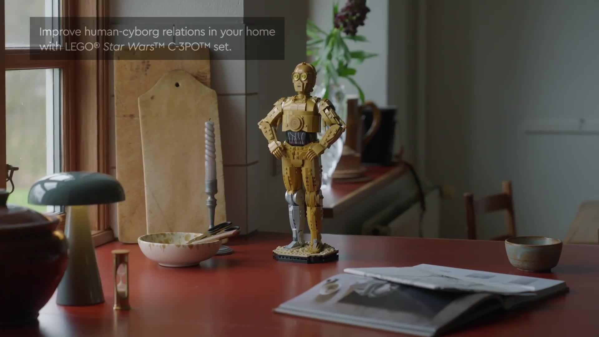 Video of lego-star-wars-c-3po-droid-character-figure-75398