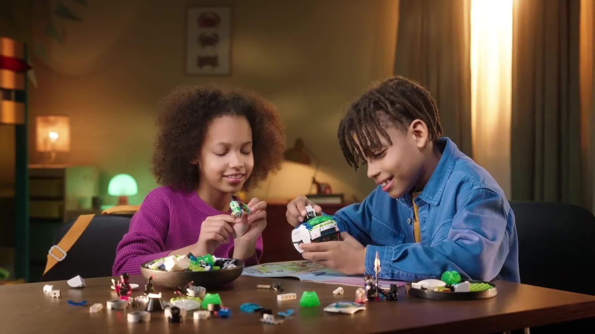 Video of lego-dreamzzz-mateo-and-z-blob-the-knight-battle-mech-71485