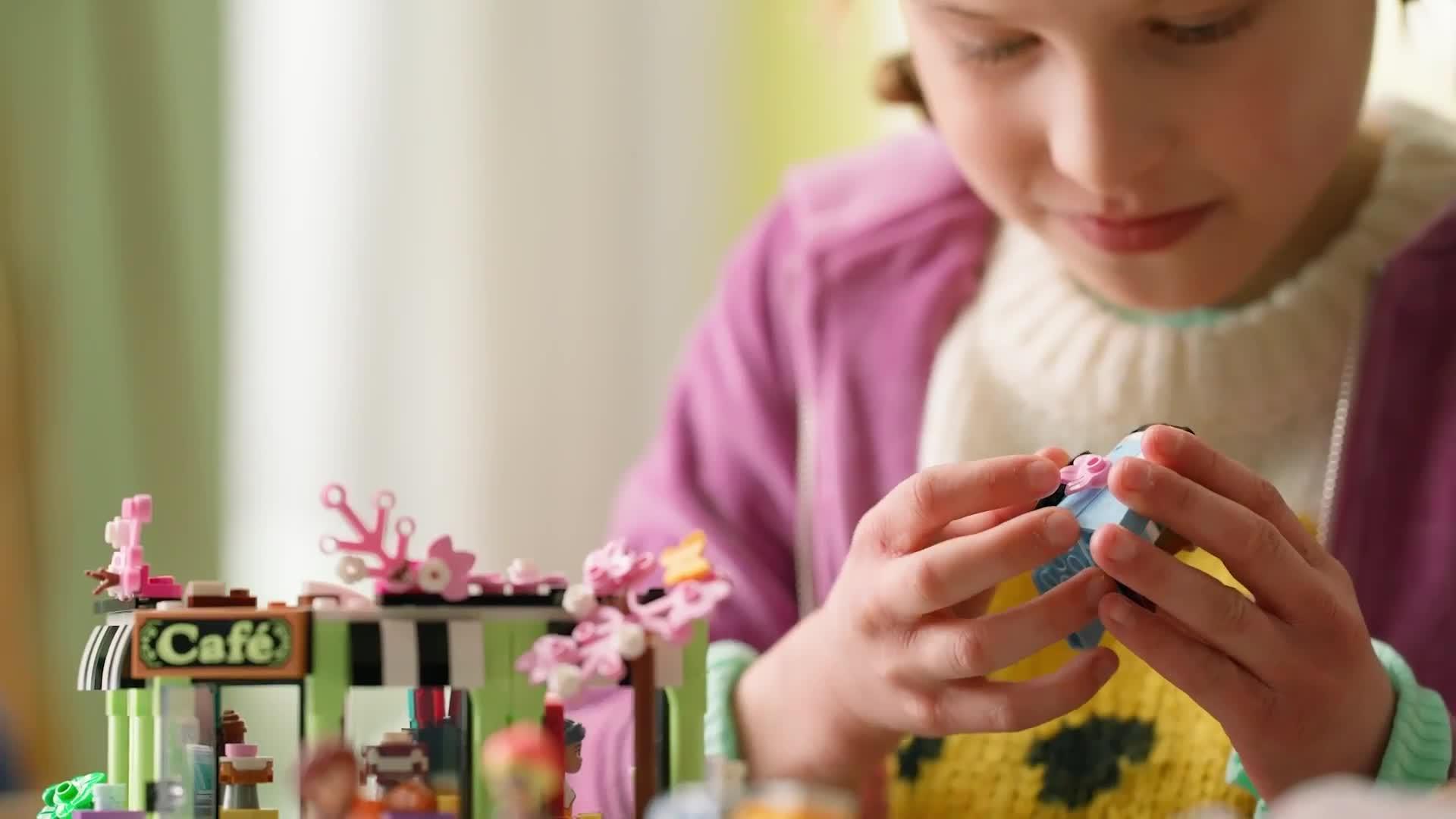 Image thumbnail 8 of 8 of LEGO Friends Heartlake City Caf&eacute; Toy Set 42618