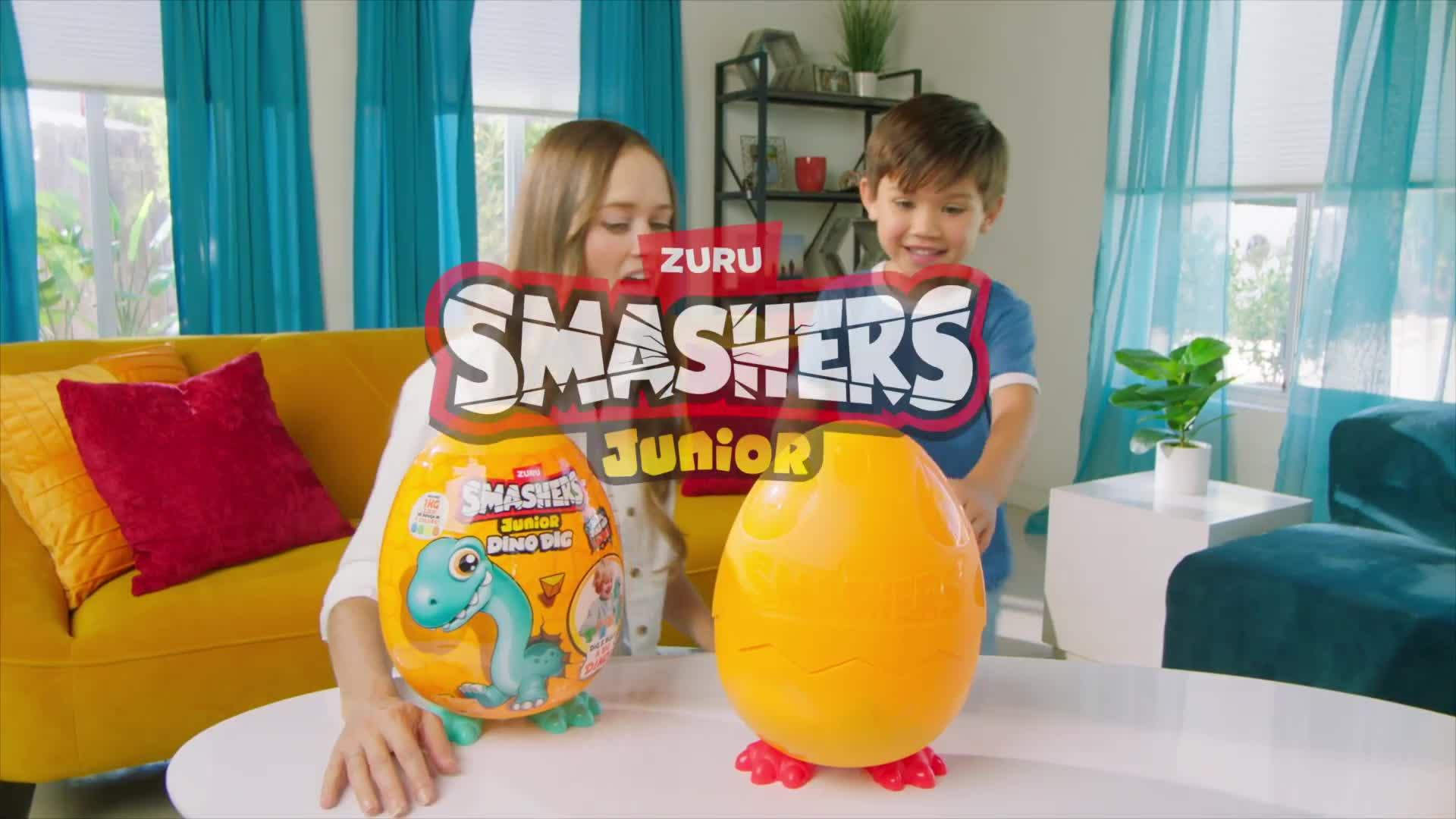Video of zuru-smashers-junior-dino-dignbsplarge-egg-series-1-mystery-playsetnbspwith-18nbspsurprises-inside