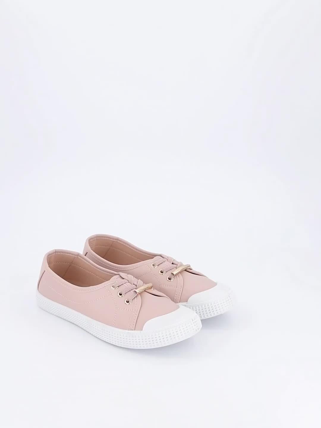 Video of everyday-standard-fit-elastic-lace-pump-blush
