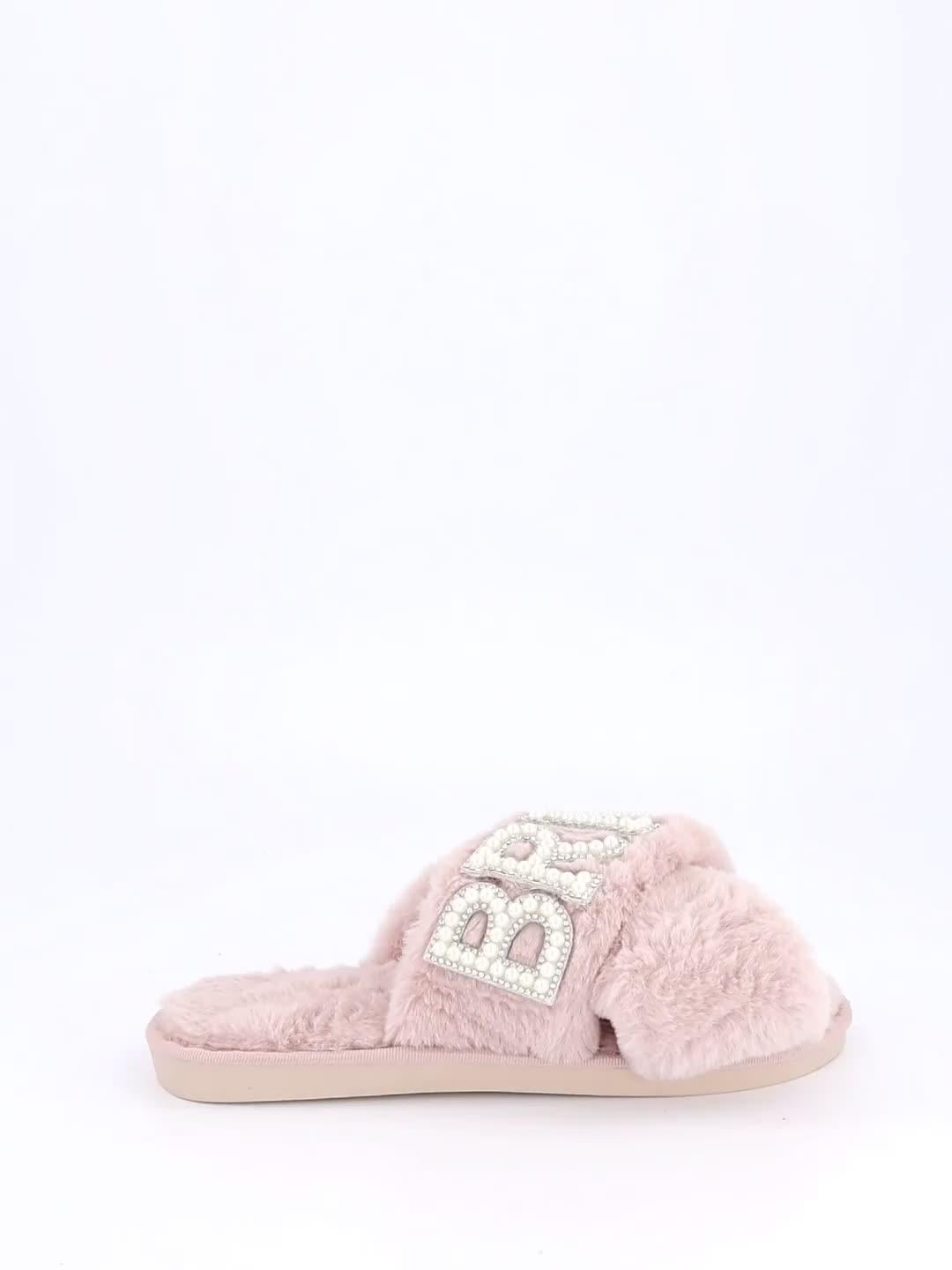 Video of raid-sasha-be-mine-bridesquad-slippers-light-pink