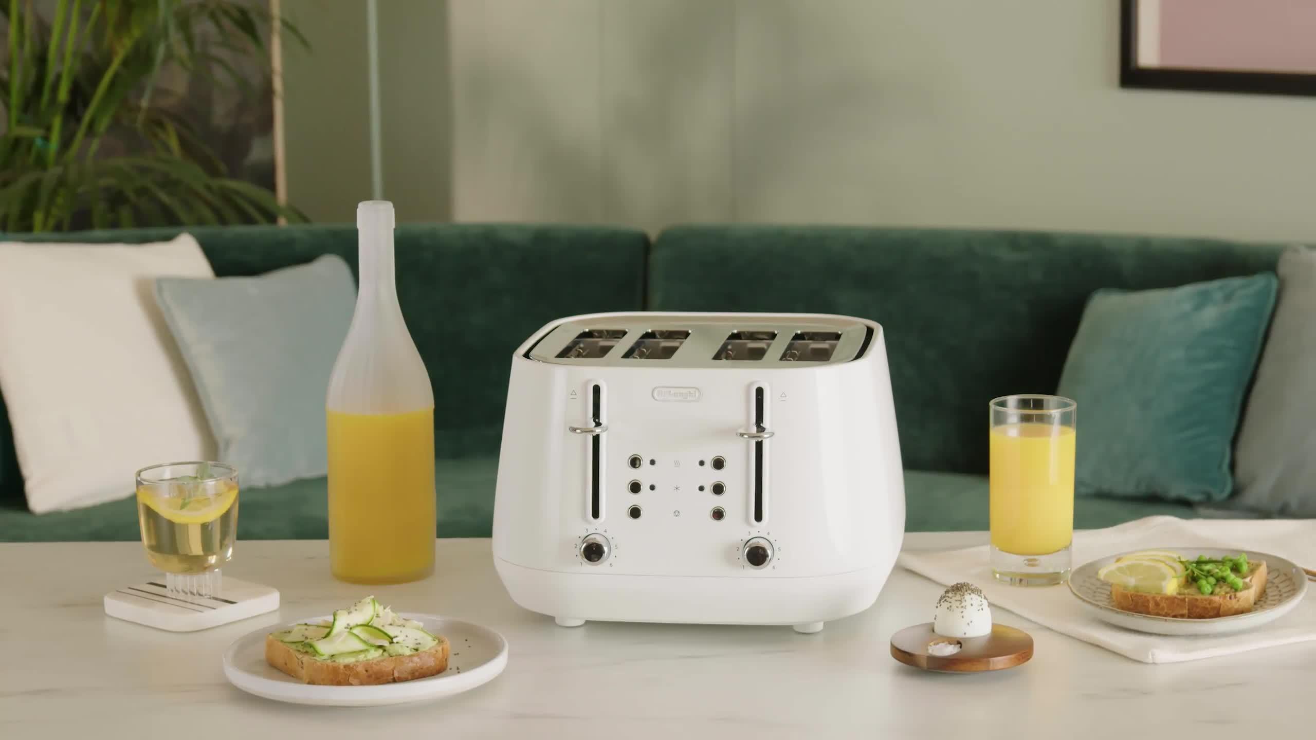 Video of delonghi-eclettica-4-slicenbsptoaster-white
