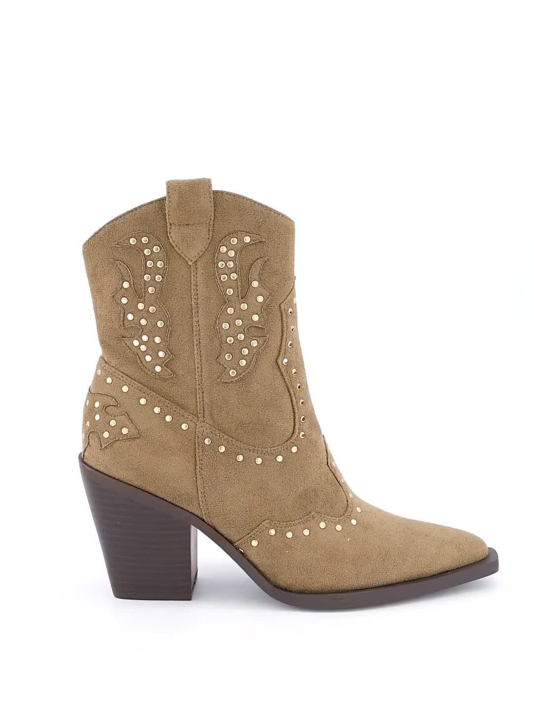 Video of v-by-very-western-boot-taupe