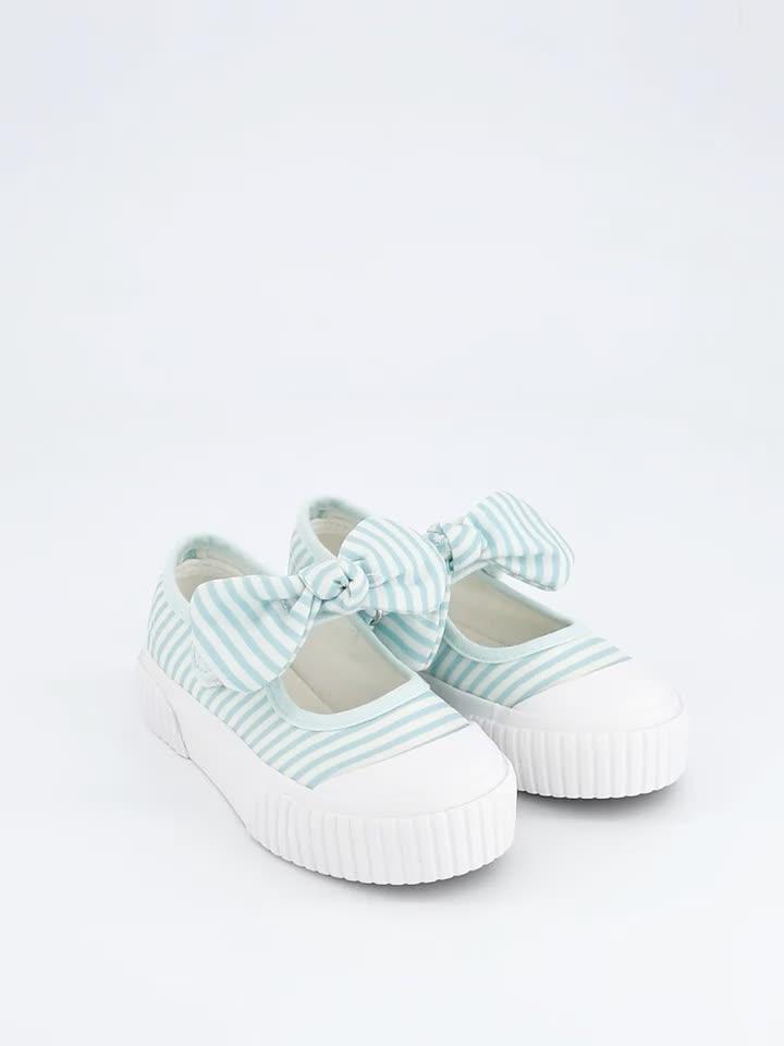 Video of everyday-girls-canvas-bow-mary-jane-pumps-blue