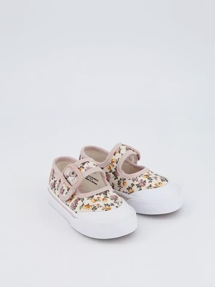 Video of vans-toddler-mary-jane-trainers-pink