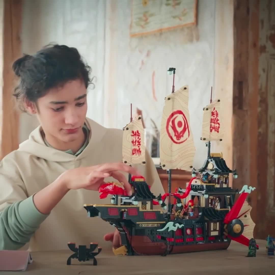 Video of lego-ninjago-the-temple-bounty-ship-toy-building-kit-71848