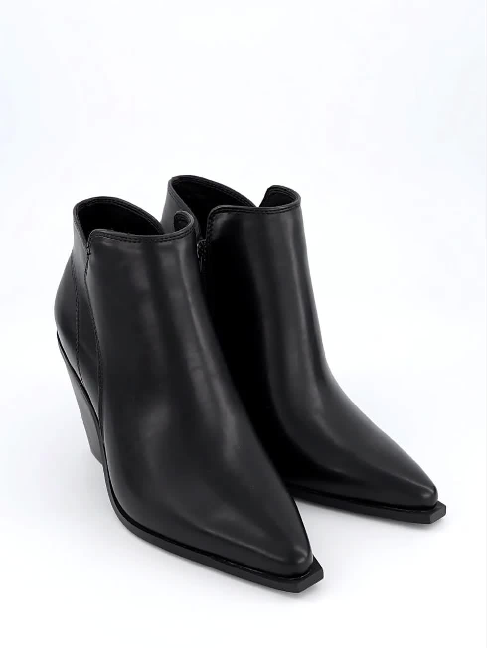 Video of the-very-collection-extra-wide-fit-western-ankle-boot-black