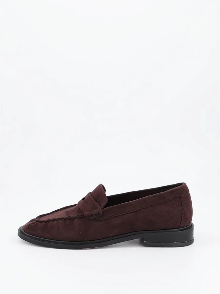 Video of the-very-collection-square-toe-rouched-loafer
