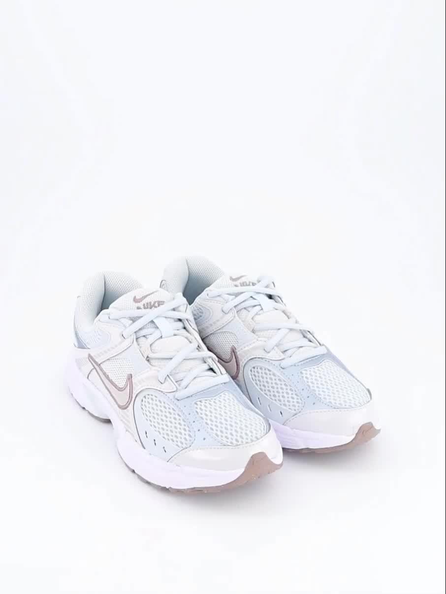 Image thumbnail 8 of 8 of Nike Little Kids' V5 RNR Trainers - Blue