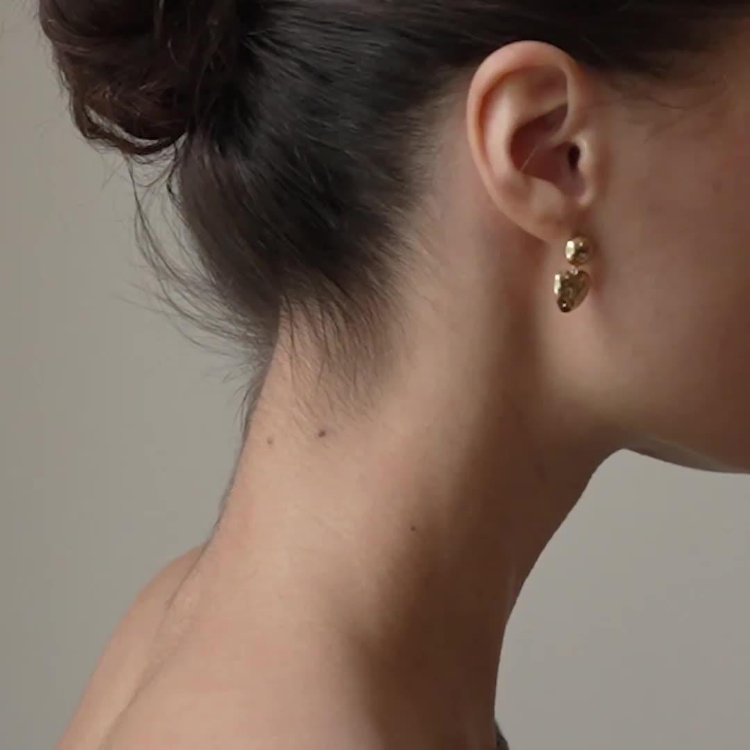 Video of enamel-copenhagen-poma-heart-earrings-18k-gold-plated-sterling-silver