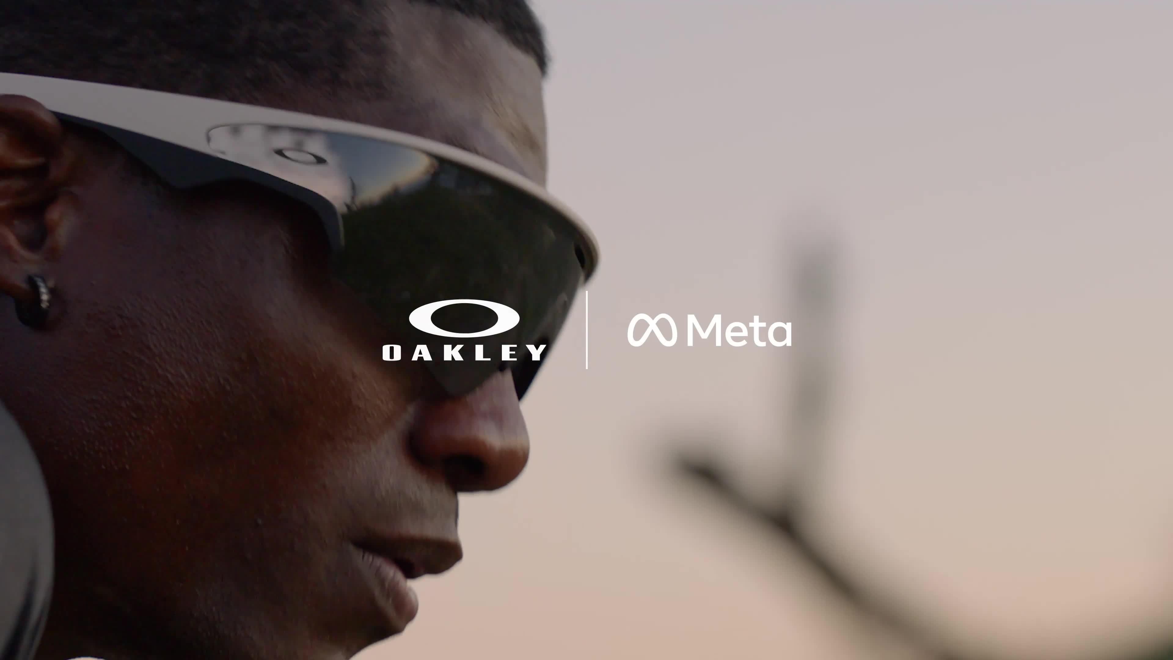 Video of oakley-meta-vanguard-white-prizmtradenbspsapphire