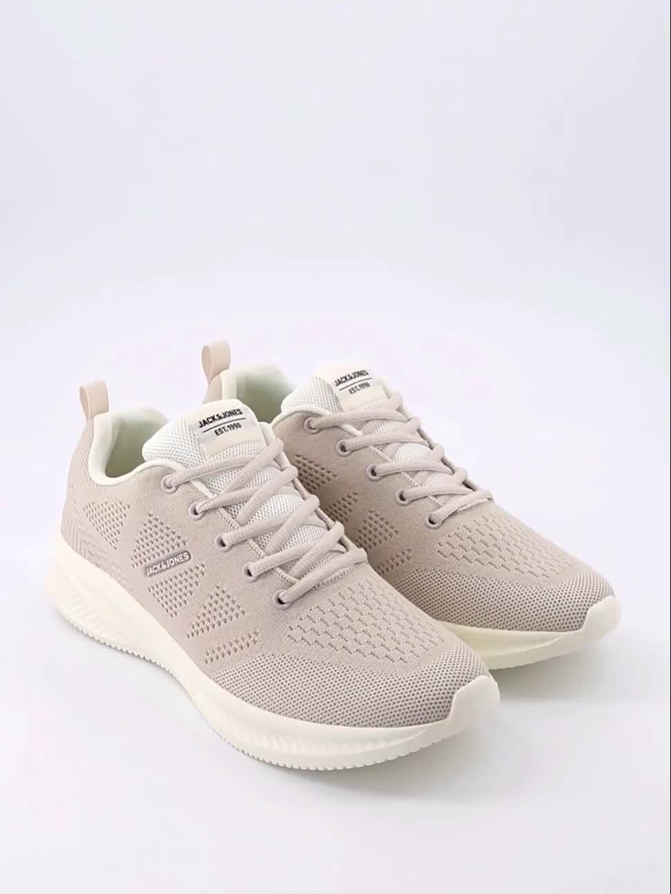 Video of jack-jones-croxley-knitted-trainer-cream