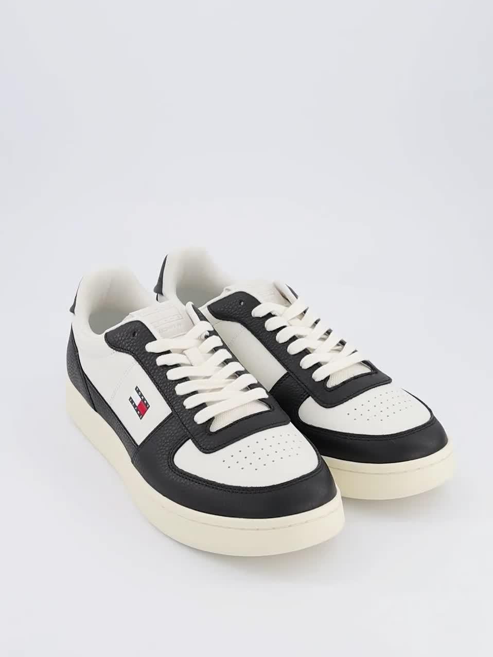 Video of tommy-jeans-archive-98-colour-trainers-white