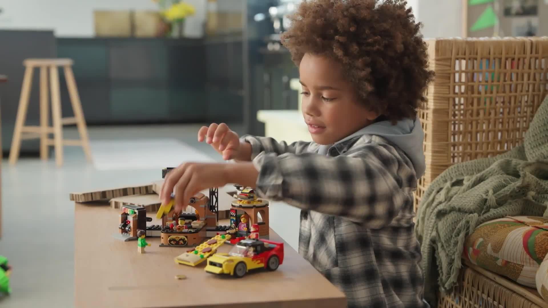 Image thumbnail 8 of 8 of LEGO City Pizza Delivery Experience with Vehicles&nbsp;60496