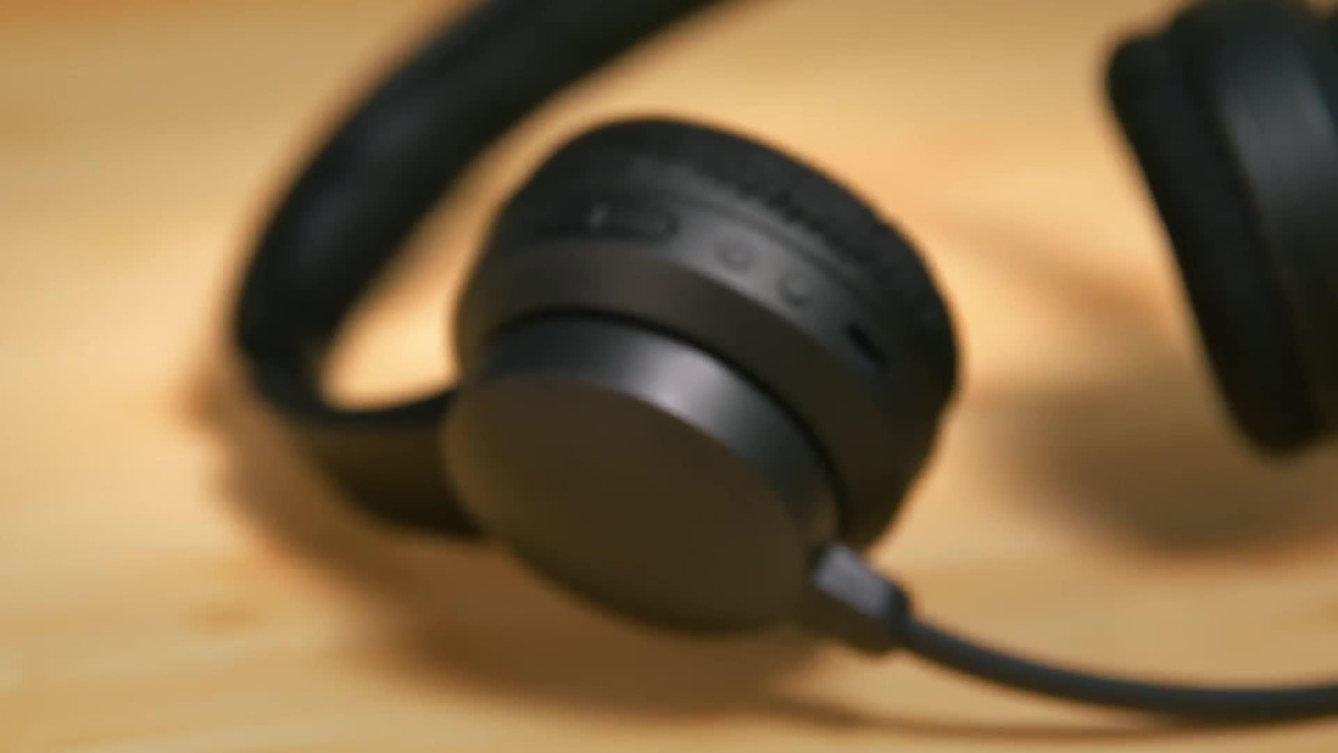 Video of trust-ayda-wireless-headset-with-enc-noise-cancelling-microphone-black