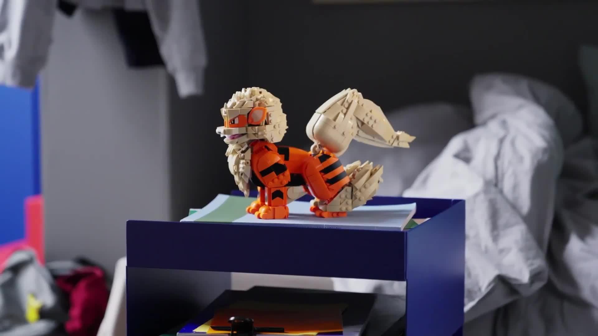 Image thumbnail 8 of 8 of LEGO Arcanine Pok&eacute;mon Figure Building Set 72160