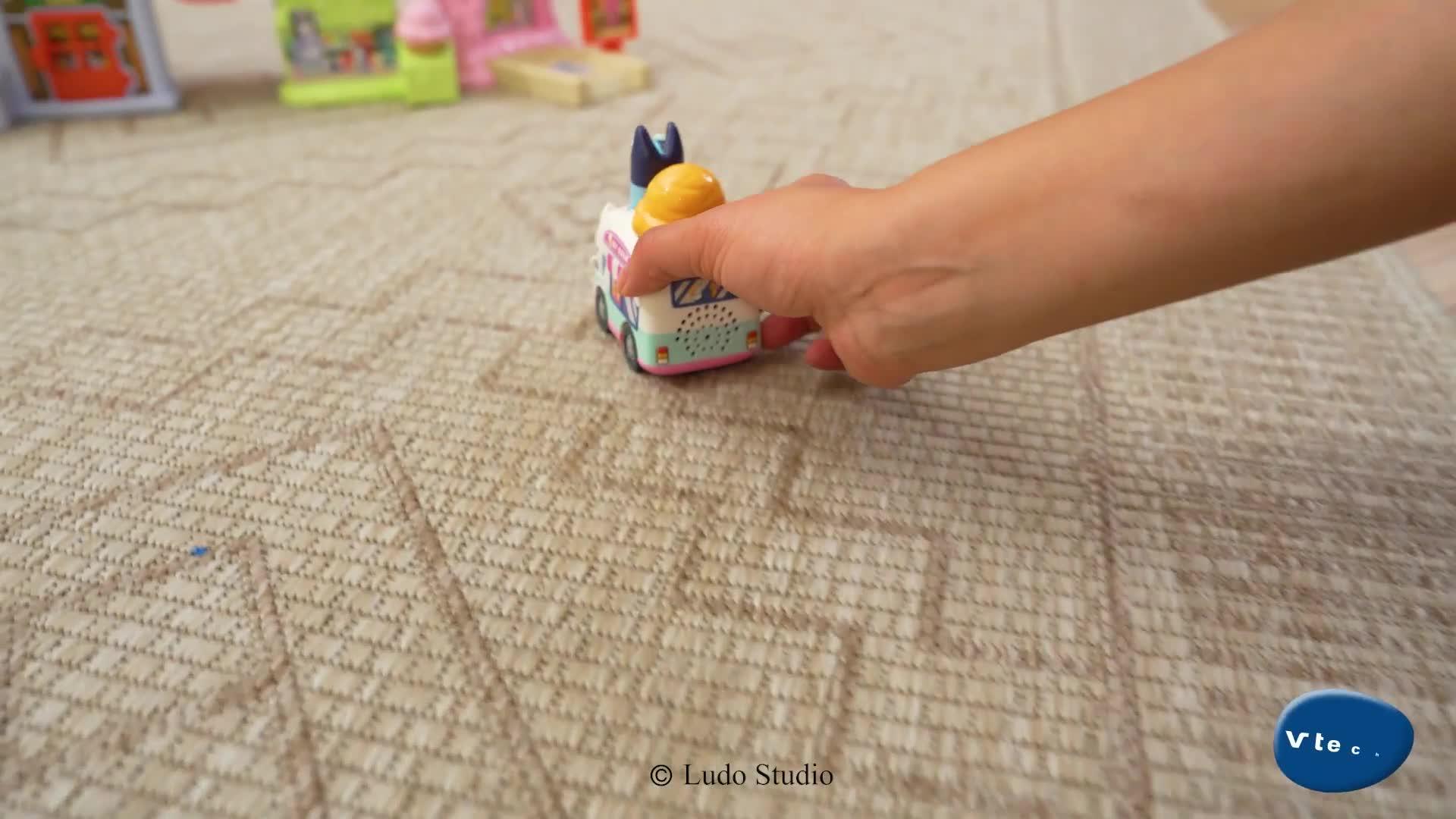 Image thumbnail 7 of 7 of VTech Toot-Toot Drivers Bluey Ice Cream Adventure Play Set