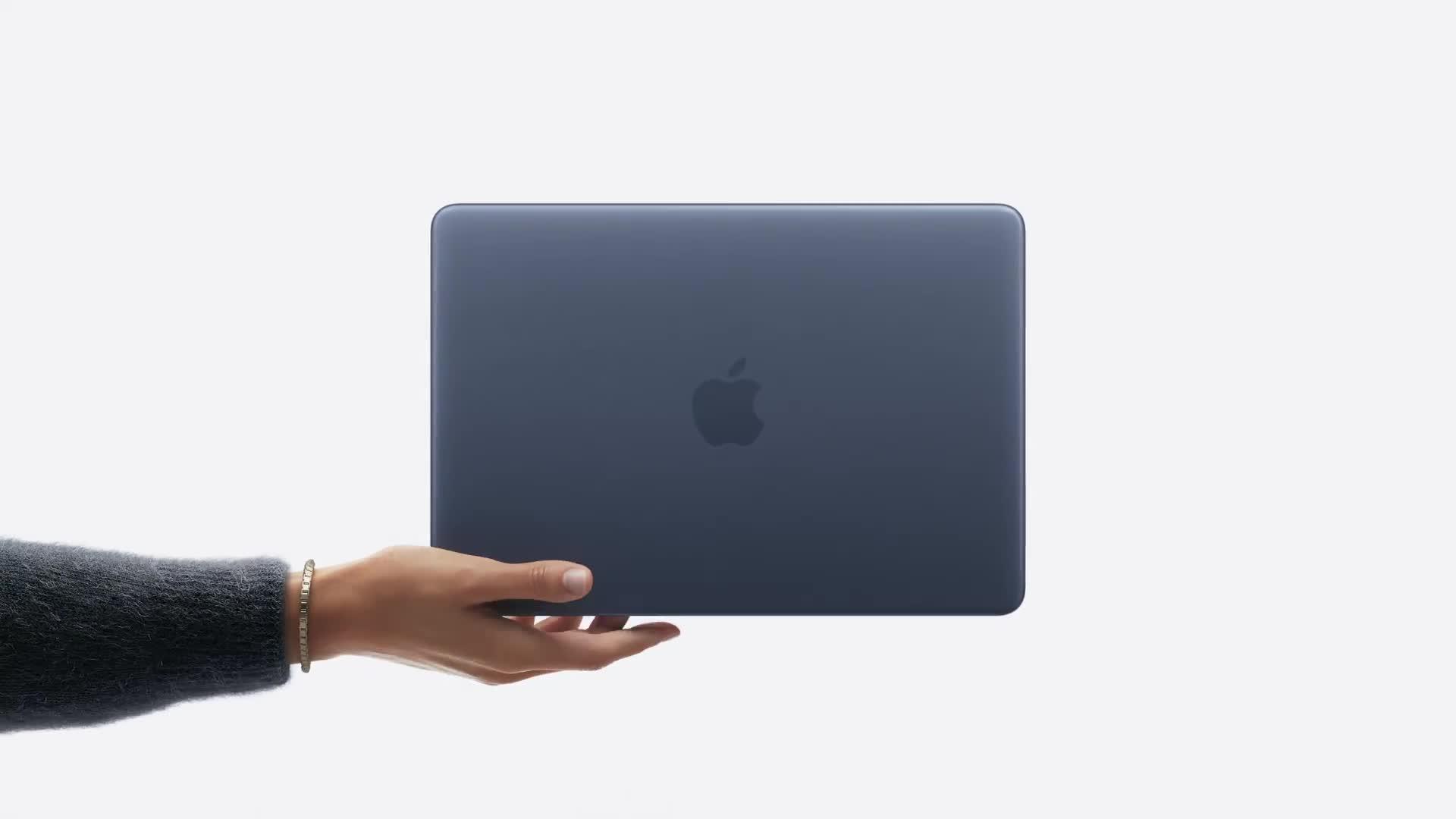 Image thumbnail 8 of 8 of Apple MacBook Neo (A18 Pro, 2026) 13-inch with 6-core CPU and 5-core GPU, 8GB Unified Memory, 256GB SSD&nbsp;- Silver
