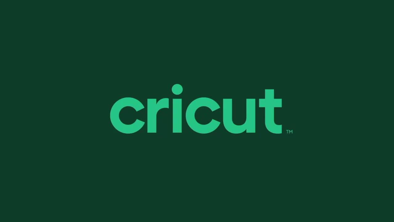 Image thumbnail 8 of 8 of Cricut Cricut Maker 5 Essential Bundle